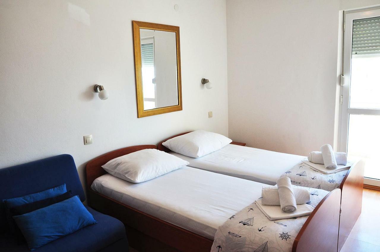 Sunrise Apartments And Studio Apartments ล็อควา โรโกซนิตซา ภายนอก รูปภาพ