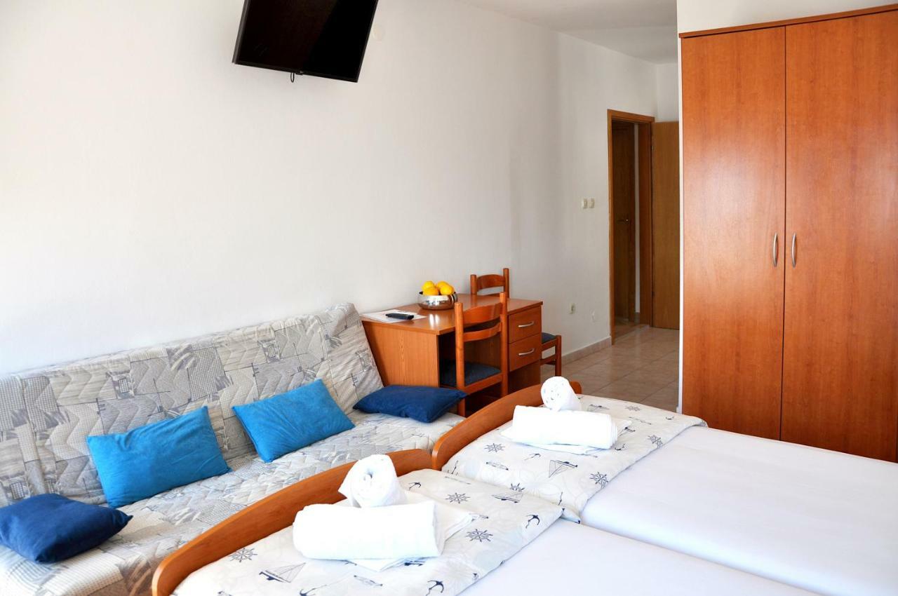 Sunrise Apartments And Studio Apartments ล็อควา โรโกซนิตซา ภายนอก รูปภาพ